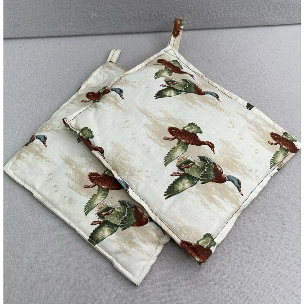 VTG Handmade Mallard Duck Pot Holders Set of 2 Rustic Cabin Lodge Kitchen Decor